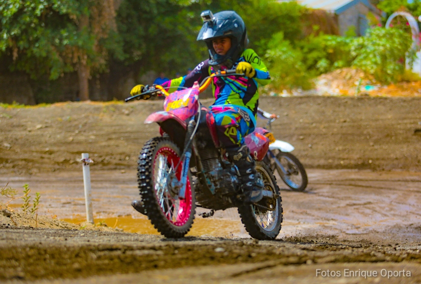MOTO1